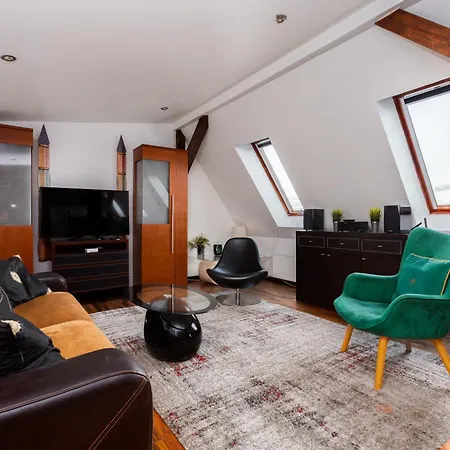 Apartment Seaside Retreat *